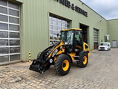 JCB 409