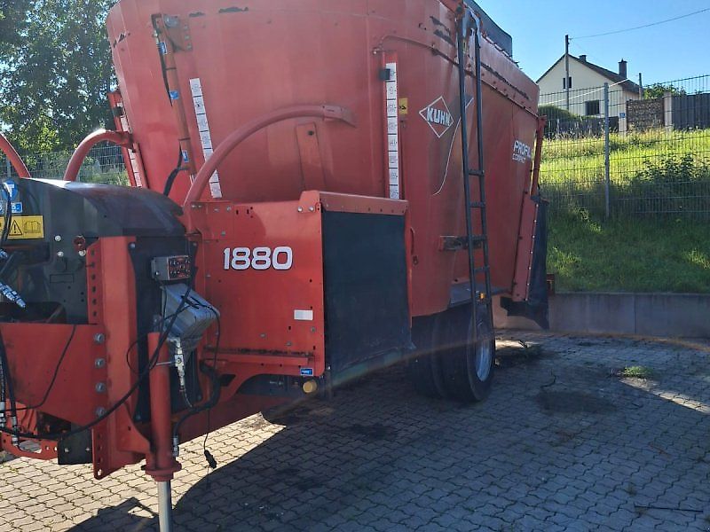 Kuhn 1880 Profile