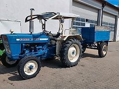 Ford 2000 mit 1 Achs Anhänger , mit Kipper