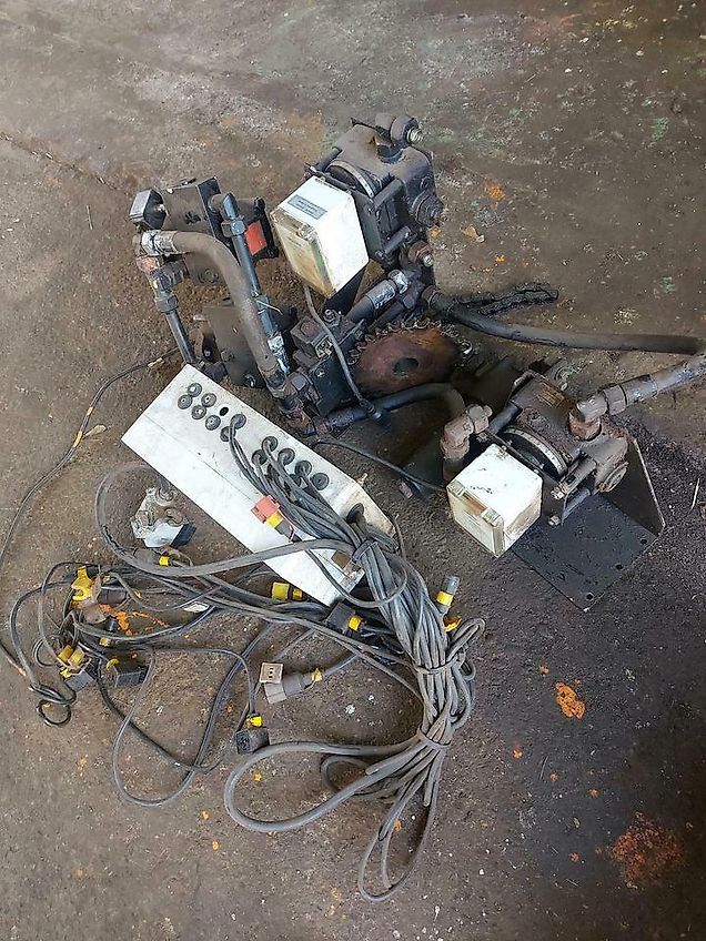 EPOKE Salzstreuer Winterdienst Schneckenantrieb Steuerblock