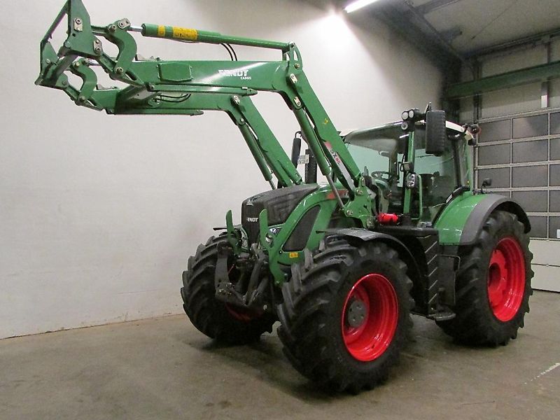Fendt 724 Vario Profi Tractors Used In 34537 Bad Wildungen