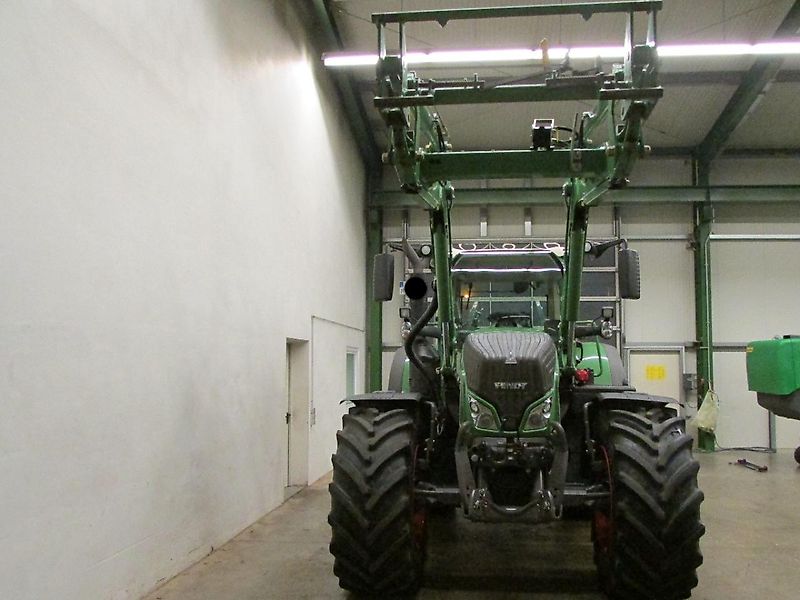 Fendt 724 Vario Profi Tractors Used In 34537 Bad Wildungen