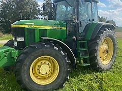 John Deere 7810