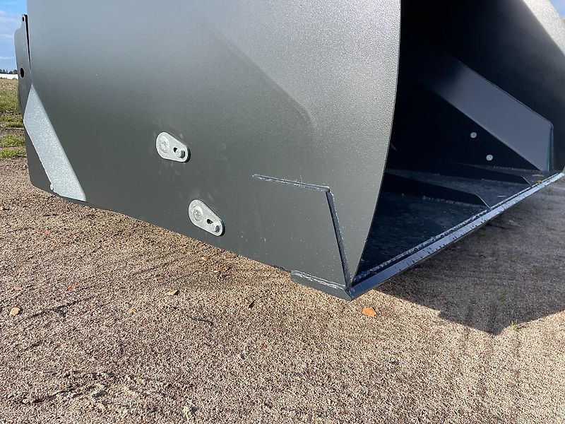 1986 Hochkippschaufel high dump bucket 2,40m/2,76m3 Schaufel für Hackschnitz Bucket for wood chips