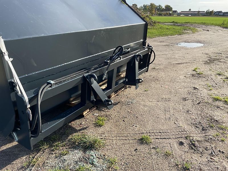 1986 Hochkippschaufel high dump bucket 2,40m/2,76m3 Schaufel für Hackschnitz Bucket for wood chips