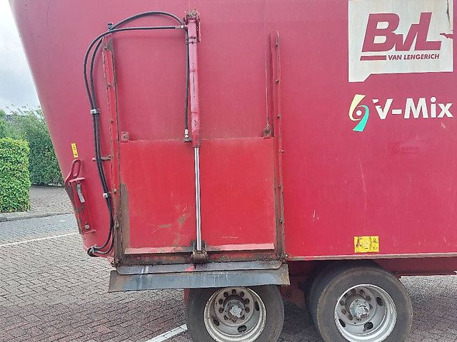 BvL V-Mix 27-2S voermengwagen
