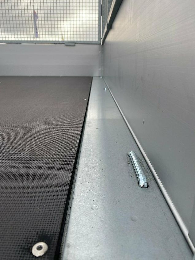 Eduard 2314 Hochlader 1350KG gebremster Einachser mit Laubgitter