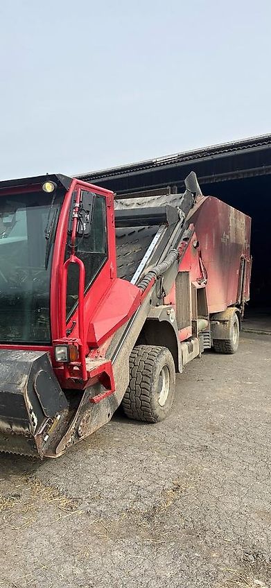 Triotrac Trioliet Futtermischwagen Mischwagen Selbstfahrer