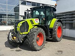 Claas Arion 630