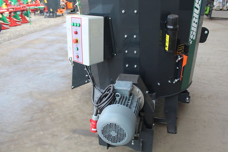 Burkon Futtermischer-3,0m³ -Elektromotor+Gelenkwelle