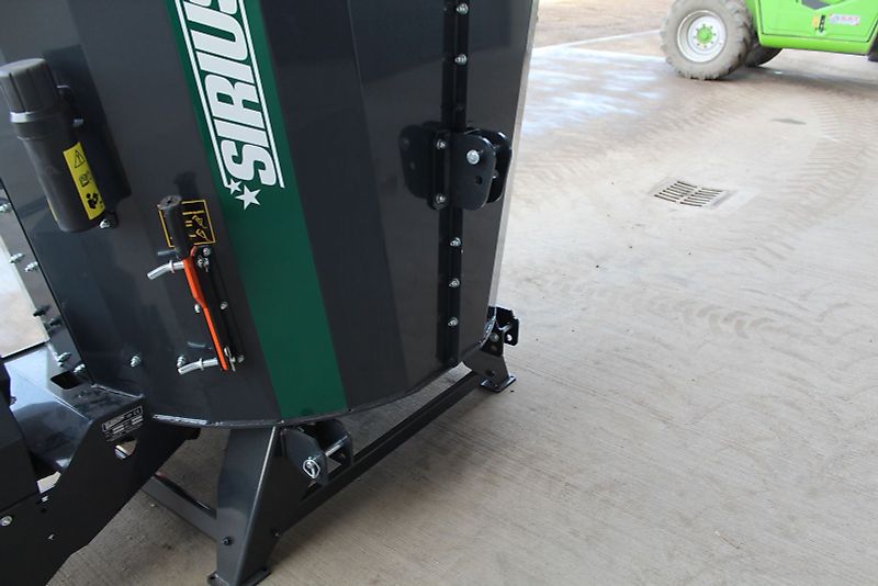 Burkon Futtermischer-3,0m³ -Elektromotor+Gelenkwelle
