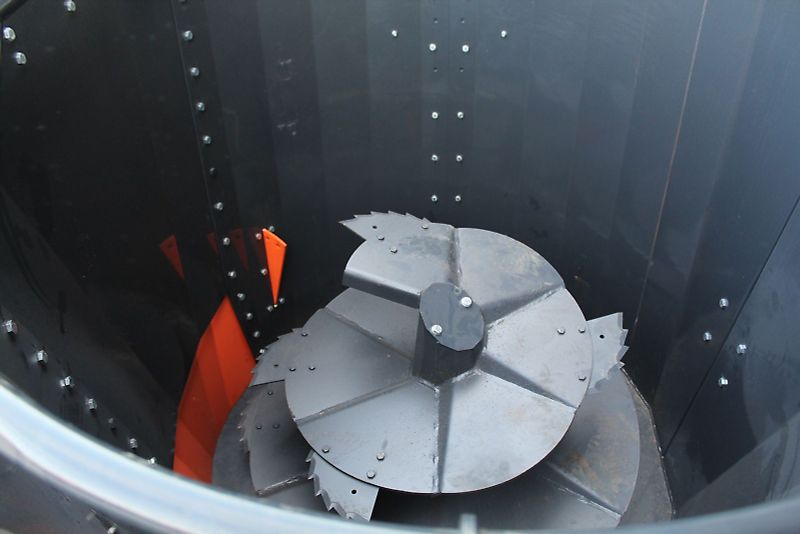 Burkon Futtermischer-3,0m³ -Elektromotor+Gelenkwelle