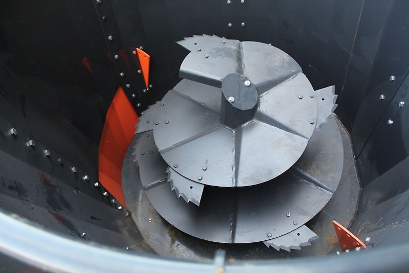 Burkon Futtermischer-3,0m³ -Elektromotor+Gelenkwelle