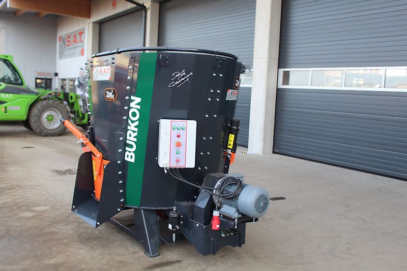 Burkon Futtermischer-3,0m³ -Elektromotor+Gelenkwelle