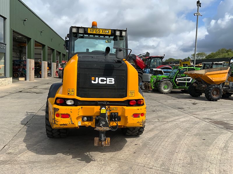 JCB TM320S Pivot Steer Telehandler (ST23560)