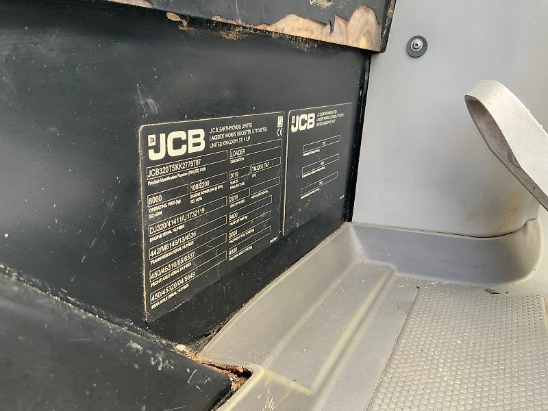 JCB TM320S Pivot Steer Telehandler (ST23560)