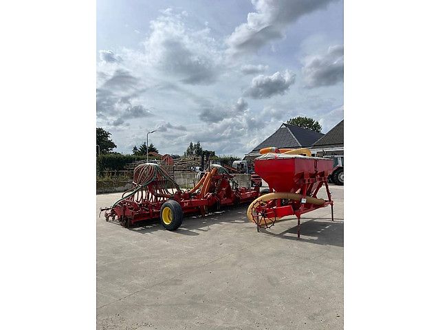 Lely rotorkopeg + Accord zaaimachine