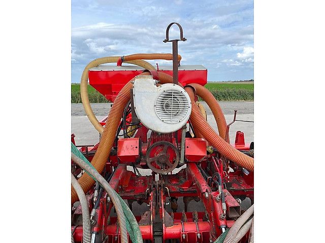 Lely rotorkopeg + Accord zaaimachine