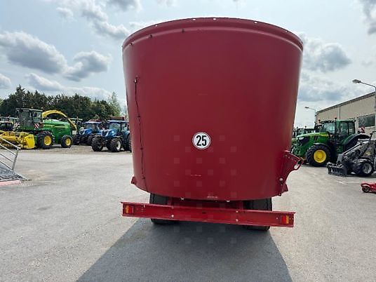 Strautmann VERTIMIX 2401