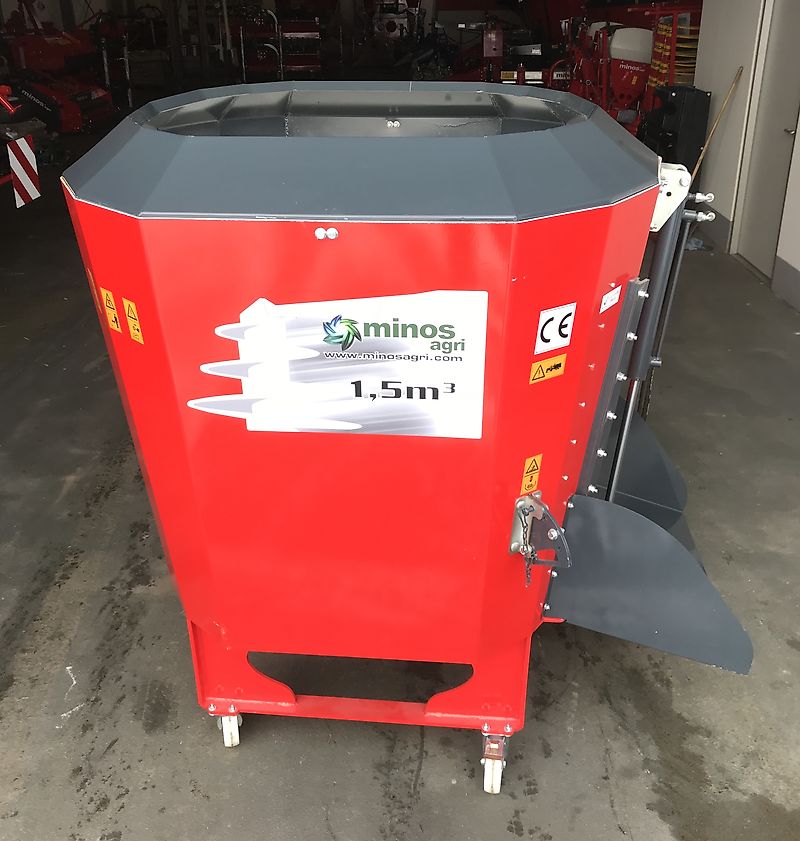 Minos Agri Futtermischwagen T-DYKM 1,5