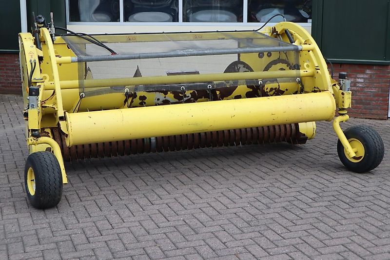 John Deere 630C PICK-UP