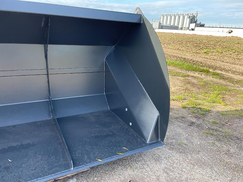 1986 Hochkippschaufel high dump bucket 2,40m/2,76m3 Schaufel für Hackschnitz Bucket for wood chips