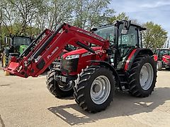 Massey Ferguson 5711M