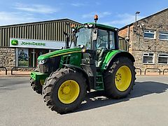 John Deere 6120M