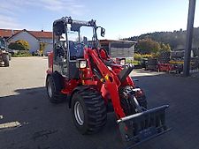 Weidemann 1880 Hoflader Vorführer der letzte kleine Kampfzwerg