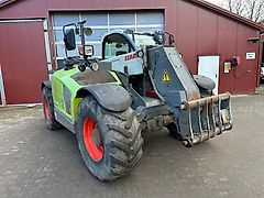 Claas Scorpion 7055