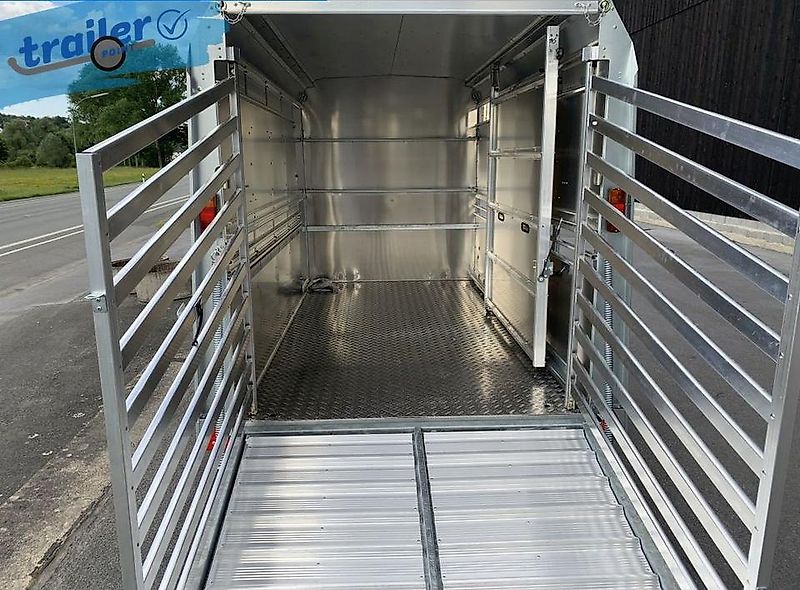 Ifor Williams Viehanhänger - TA5 10x6 mit Rampe-Türen Kombi