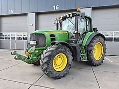 John Deere 6630