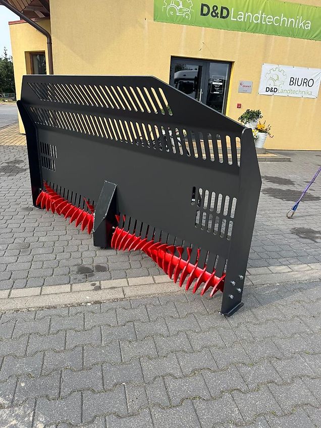 D&D Landtechnika Siloverteiler aus Rotor und Schild / Siloschild Siloverteiler aus Rotor und Schild / Siloschild