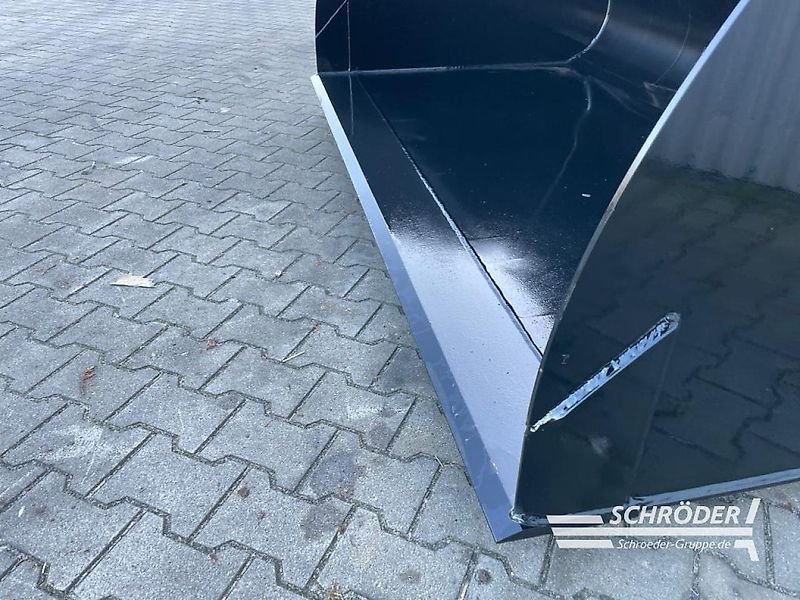 Bressel und Lade GROßVOLUMENSCHAUFEL 2,40 M MERLO ZM2