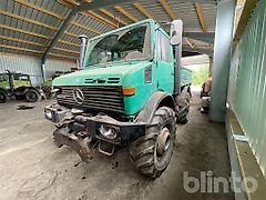 Mercedes-Benz Unimog 425