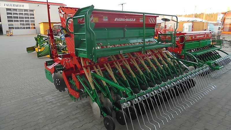 AGRO-MASZ SN300 + Anbauaggregat ANT30
