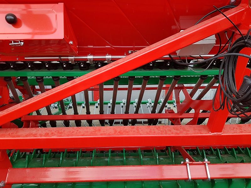 AGRO-MASZ SN300 + Anbauaggregat ANT30