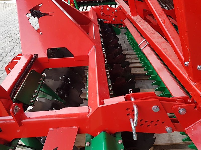 AGRO-MASZ SN300 + Anbauaggregat ANT30