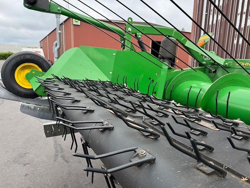 John Deere 615P BÆLTE PICKUP