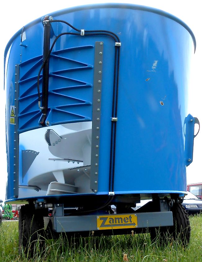 ZAMET FIDER Wóz paszowy FIDER 11 m3 / Futtermischwagen FIDER 11m3 / Carro de alimentacion FIDER 11m3