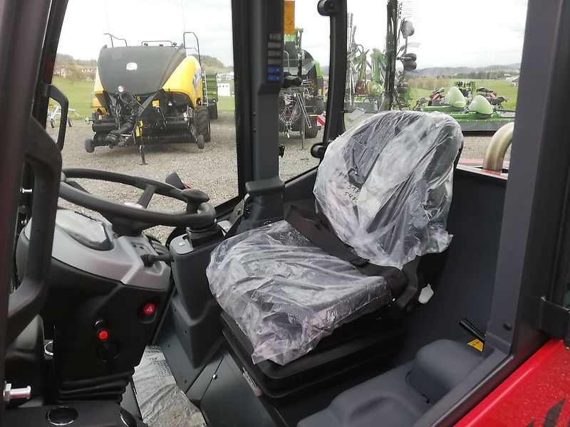 Schäffer 5470 Z mit Kabine