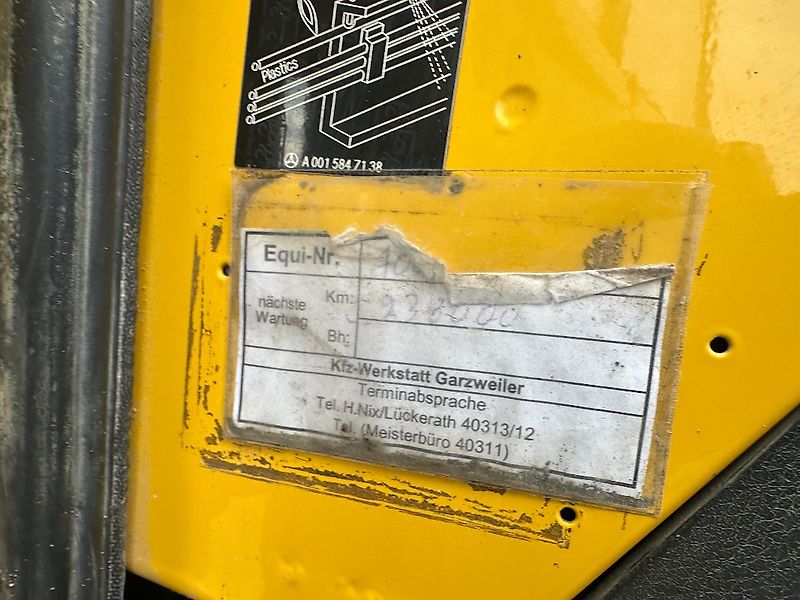 Mercedes-Benz U 4000