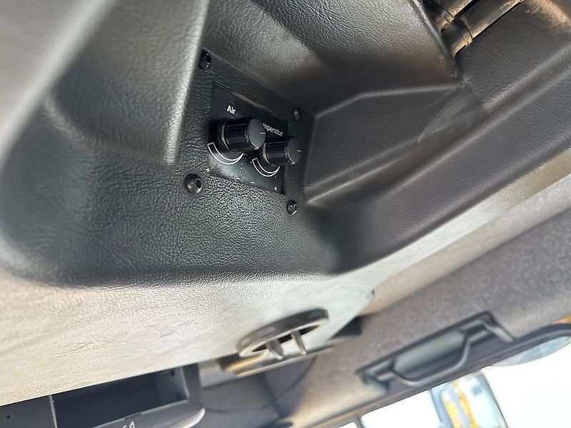 Mercedes-Benz U 4000