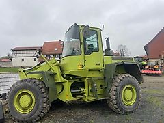 Komatsu WA270-3
