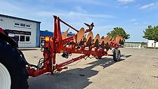 Kuhn Challenger T - 8-furchig #TOP#