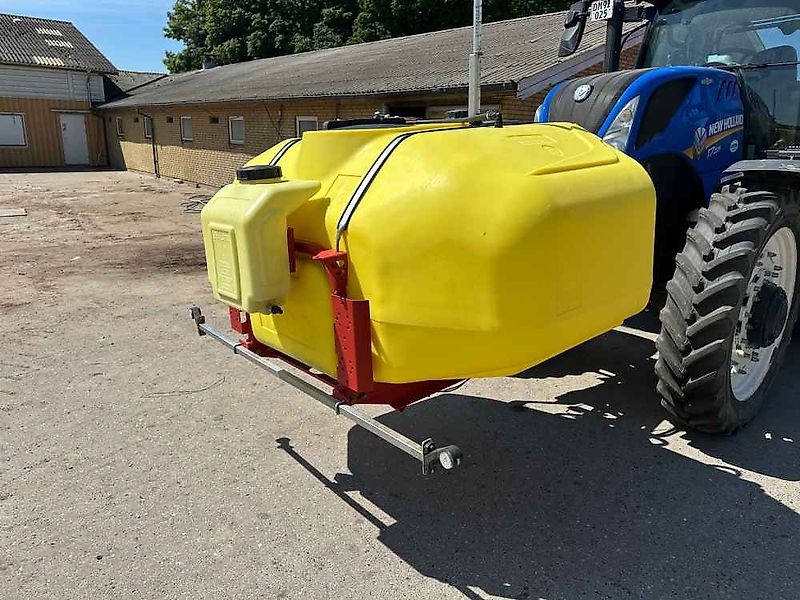 Tecnocar Tecnospra 1500 Fronttank