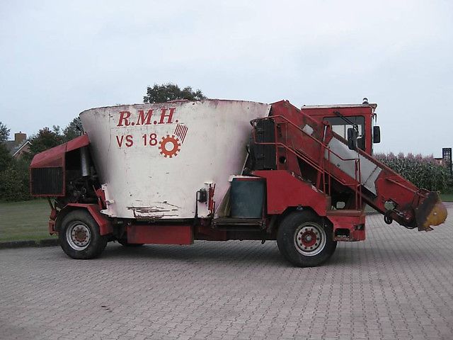 Voermengwagen RMH VS 18