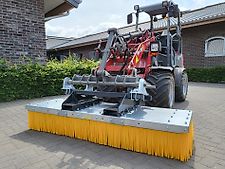 VDMJ VMD - Heavy Duty (Schwerlast) Besen mit Stapleradaptern