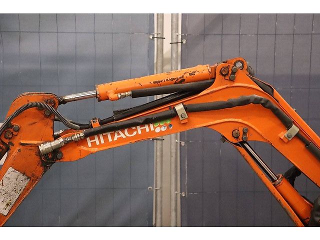 Hitachi EX8-2B