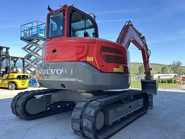 Volvo ECR88D